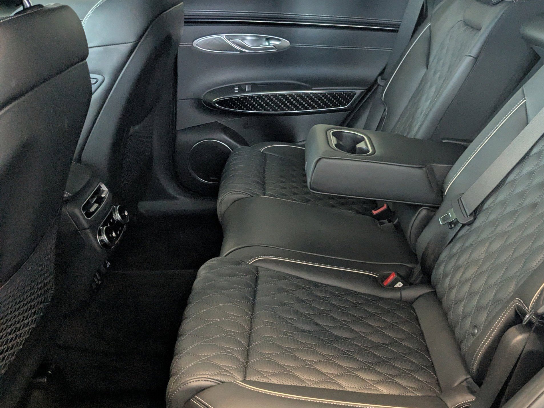 2024 GENESIS GV70 Sport - Photo 13