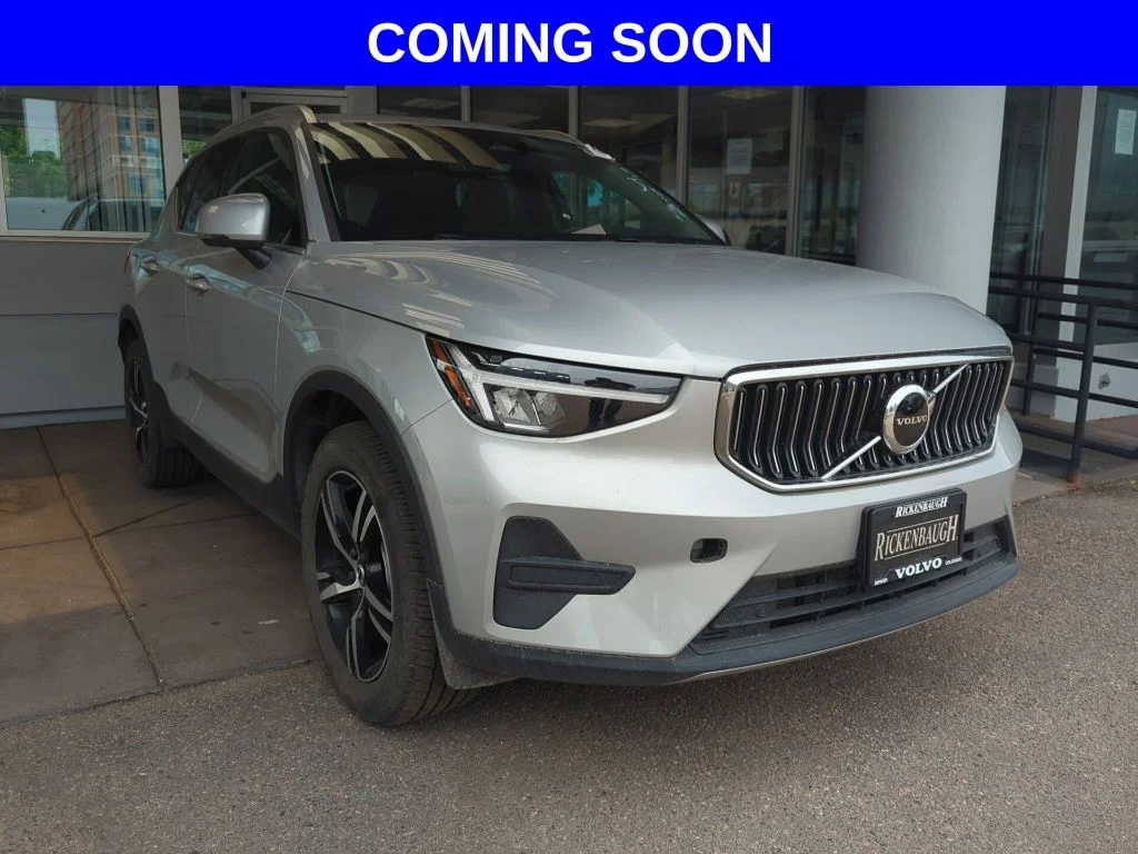 2025 Volvo XC40 B5 Core Bright AWD's photo