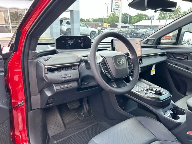 New 2026 Supersonic Red with Midnight Black Metallic roof <sup>1</sup> Toyota  Limited image 27