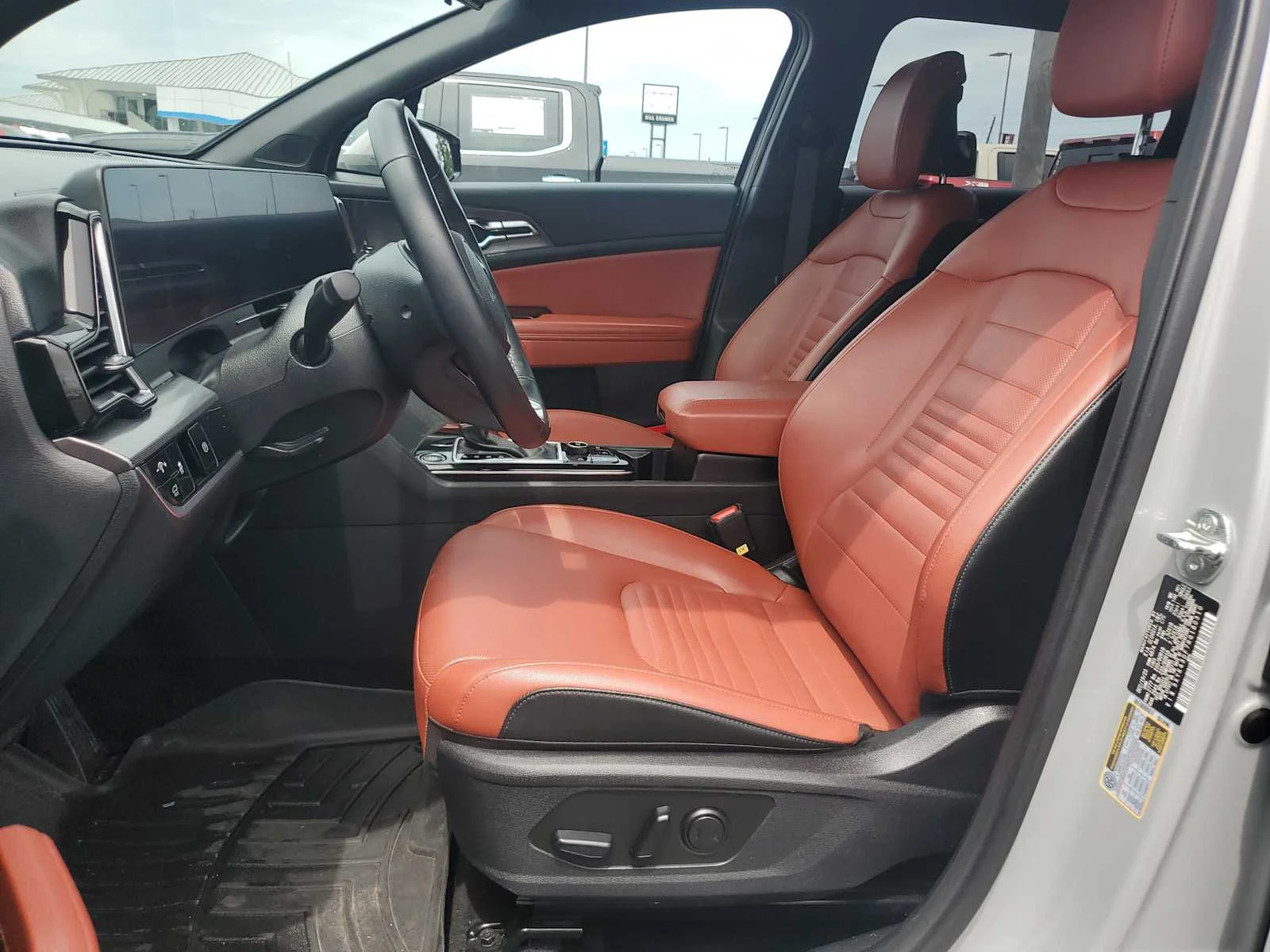 Used 2024  Kia SX image 13