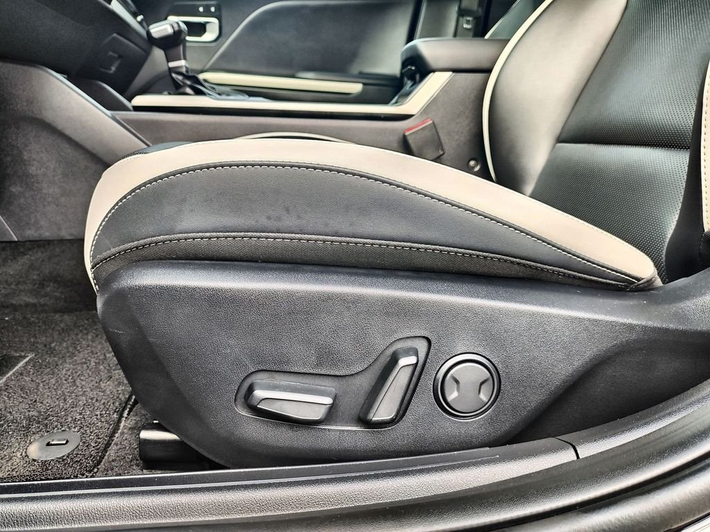 Used 2025 Black Kia GT-Line image 12