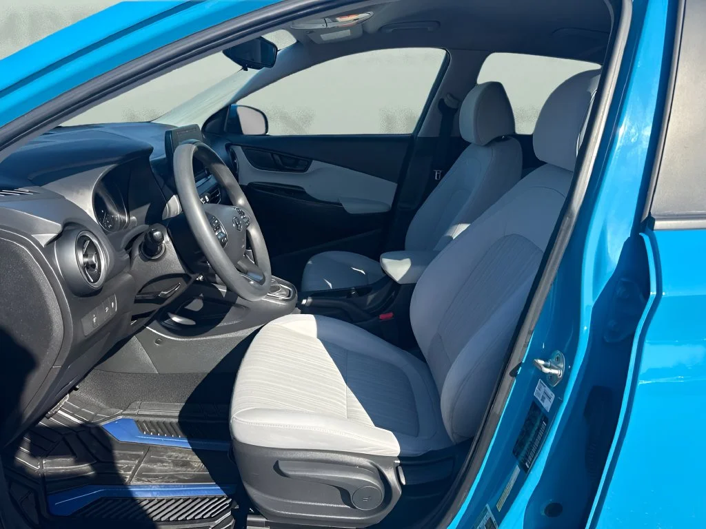 Used 2022 Green Hyundai SEL image 9