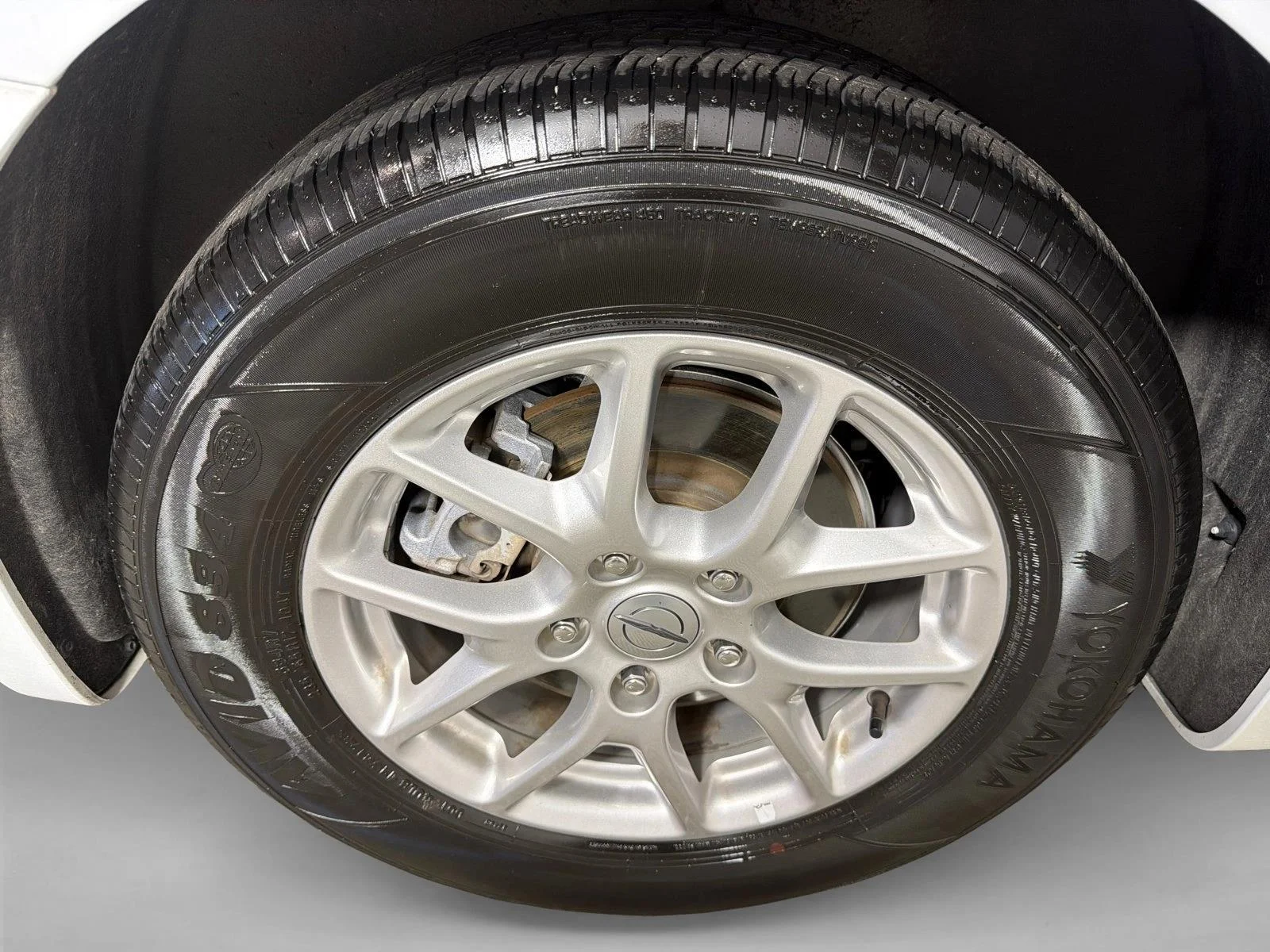 Used 2024 White Chrysler Touring L image 16