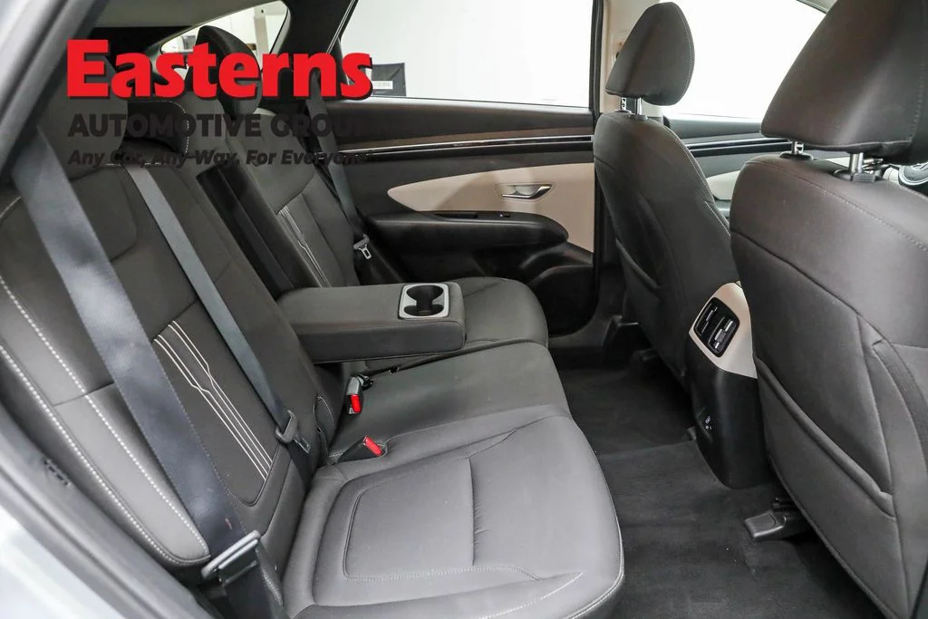 Used 2023 Silver Hyundai SEL image 23