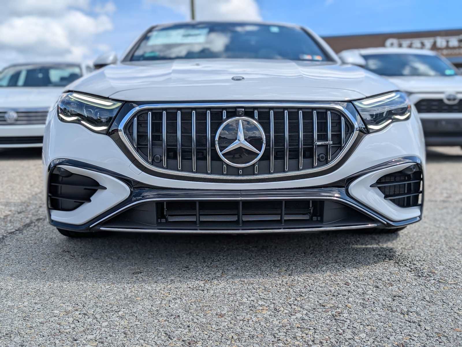 New 2027 MANUFAKTUR Moonlight White Metallic Mercedes-Benz AMG® E 53 Hybrid Sedan image 2