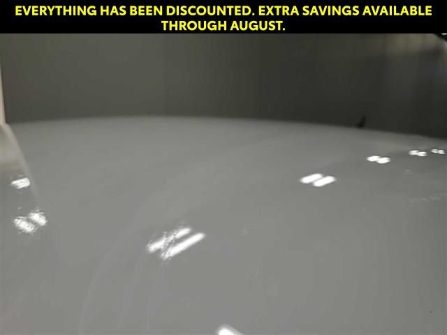 Used 2025 White Volkswagen 1.5T Sport image 13