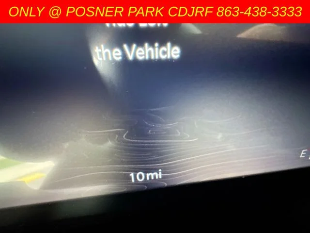New 2026 Bright White Clear-Coat Exterior Paint Jeep Laredo image 12