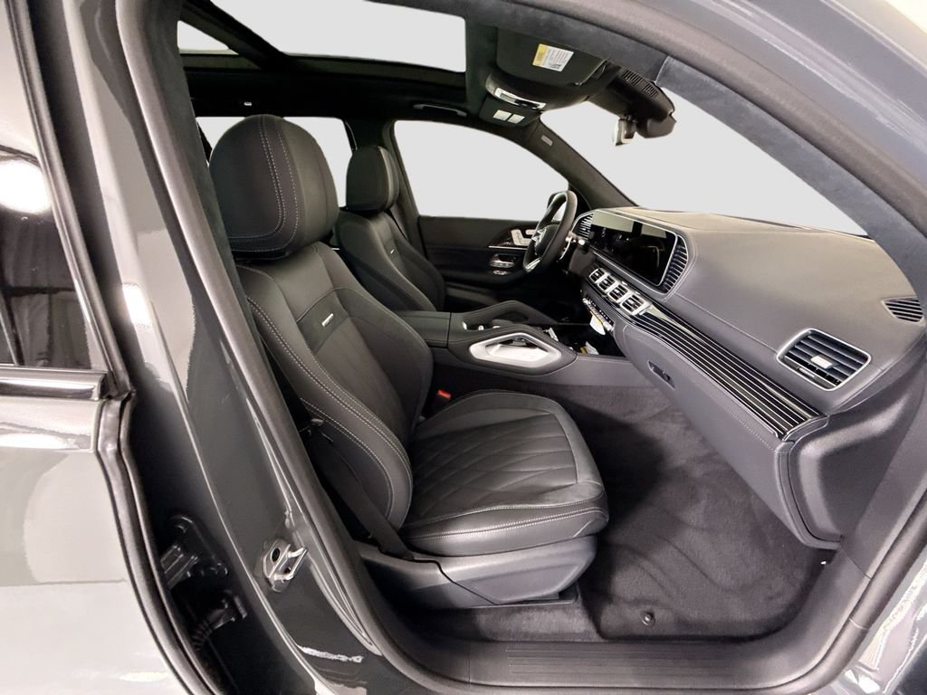 New 2026 MANUFAKTUR Silicon Grey Mercedes-Benz GLS 63 AMG® image 22