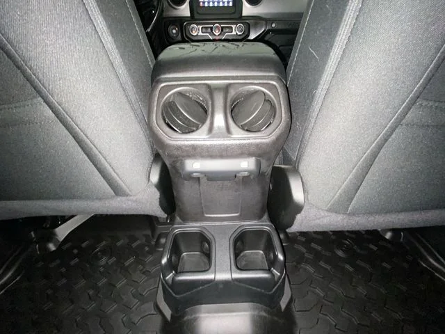 Used 2020 White Jeep Unlimited Sport S image 28