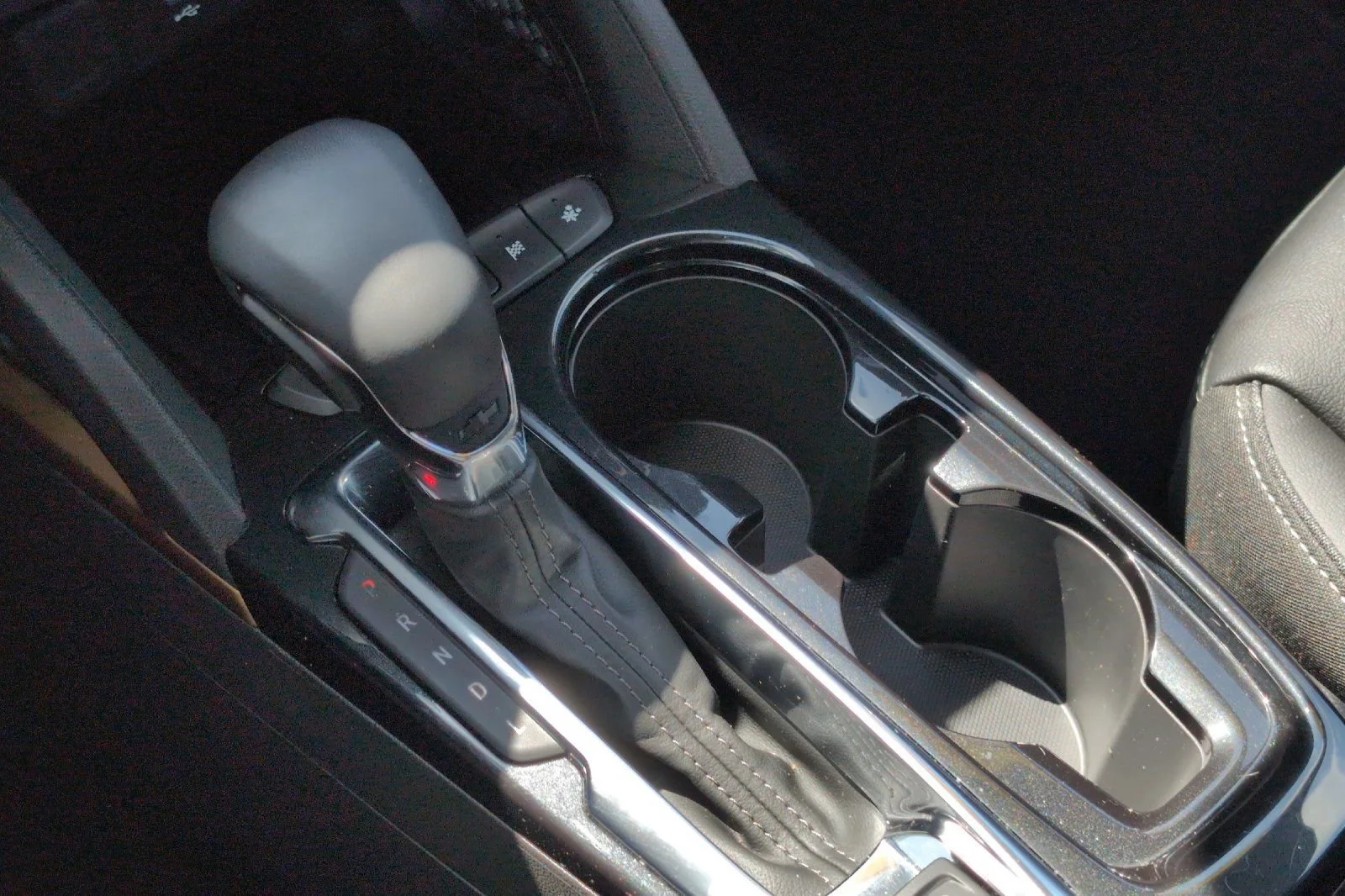 Used 2023 Mosaic Black Metallic Chevrolet ACTIV image 22