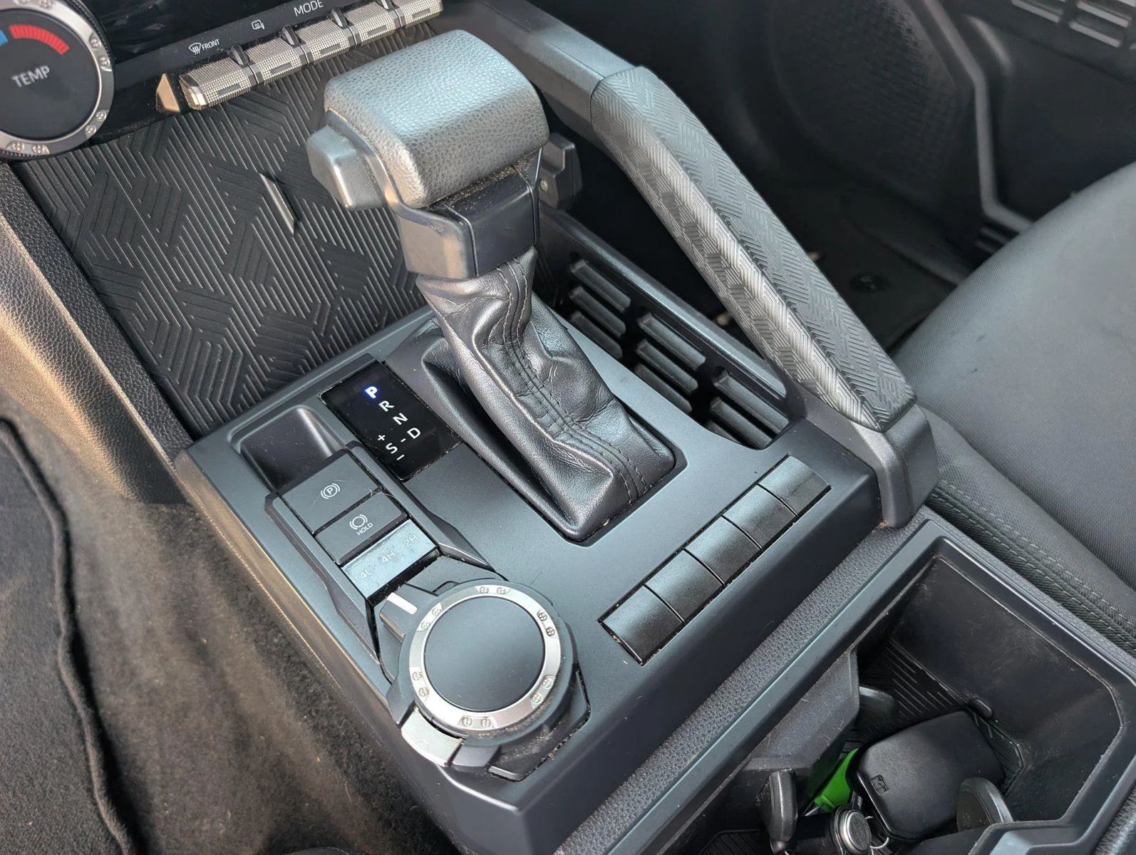 Used 2024 Underground Toyota SR image 21