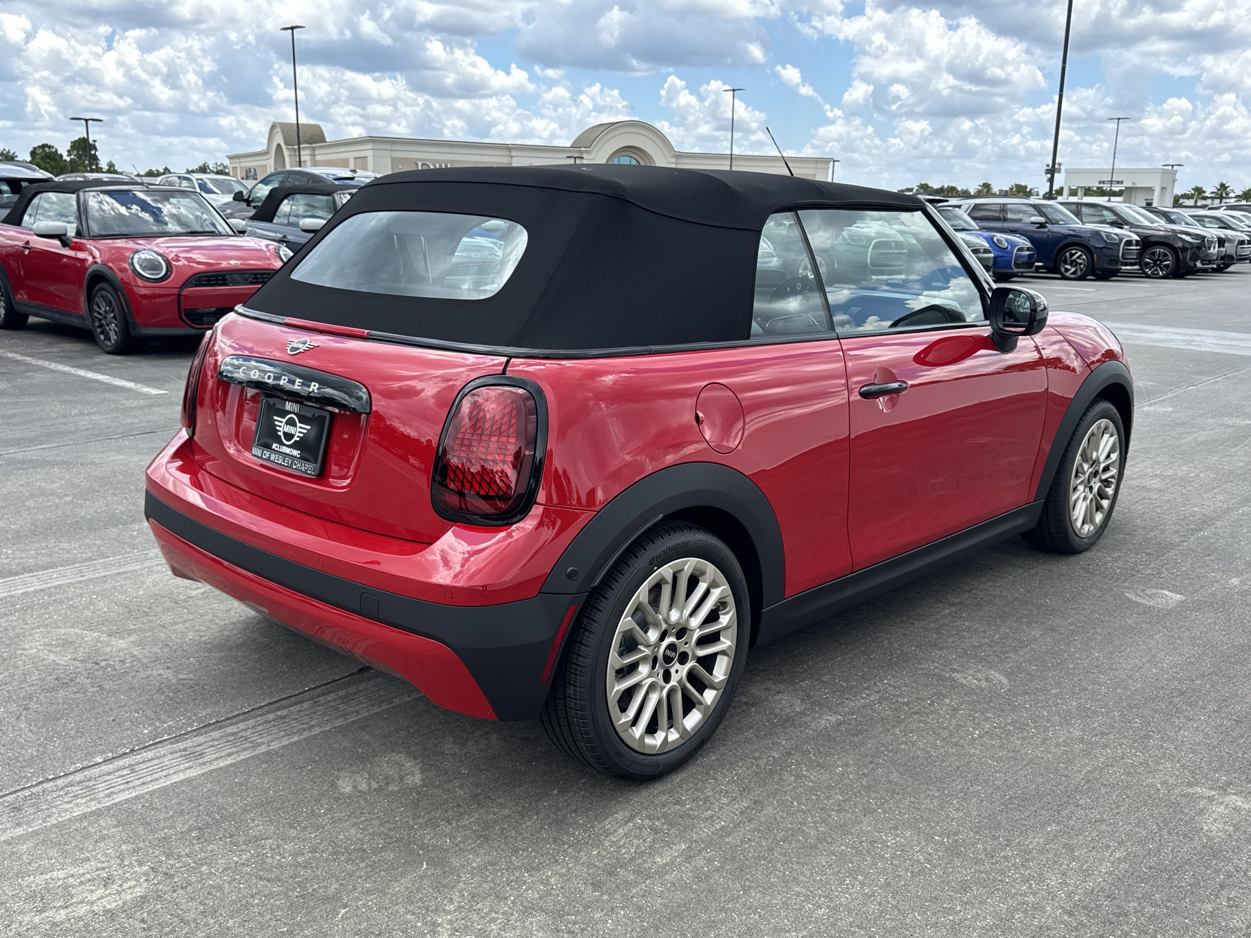 New 2026 Chili Red MINI Signature Plus image 7