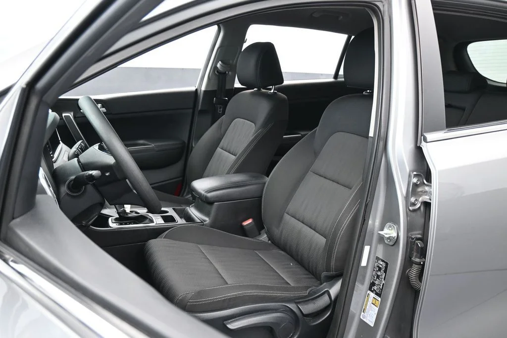 Used 2022 Steel Gray Kia LX image 10