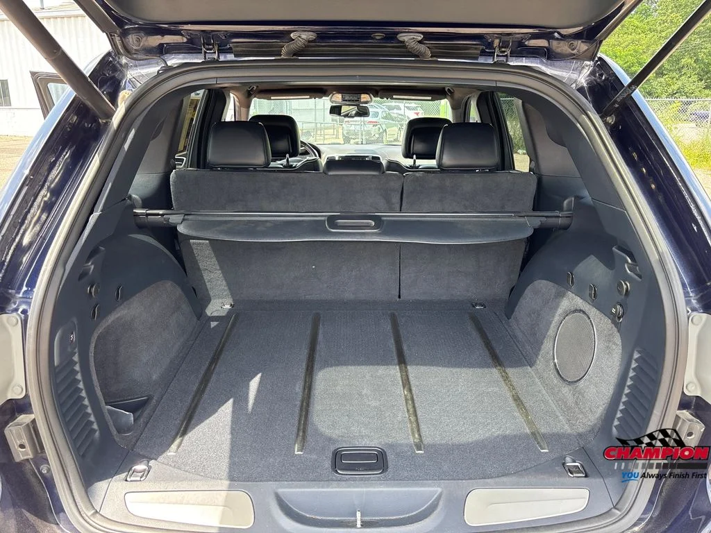 Used 2015 Blue Jeep Overland image 26