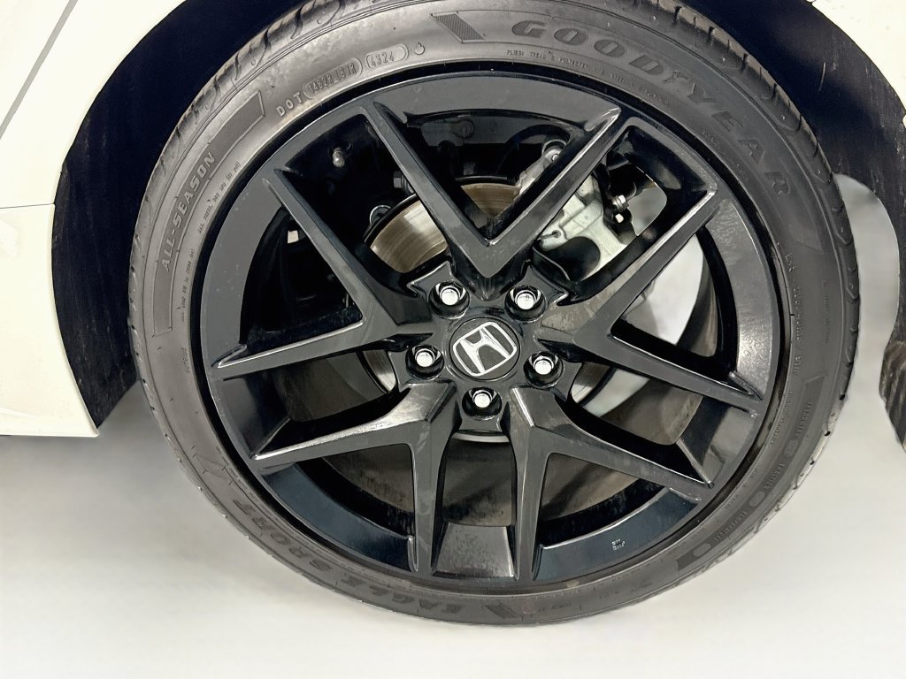 2025 Honda Civic Hatchback Sport - Photo 31
