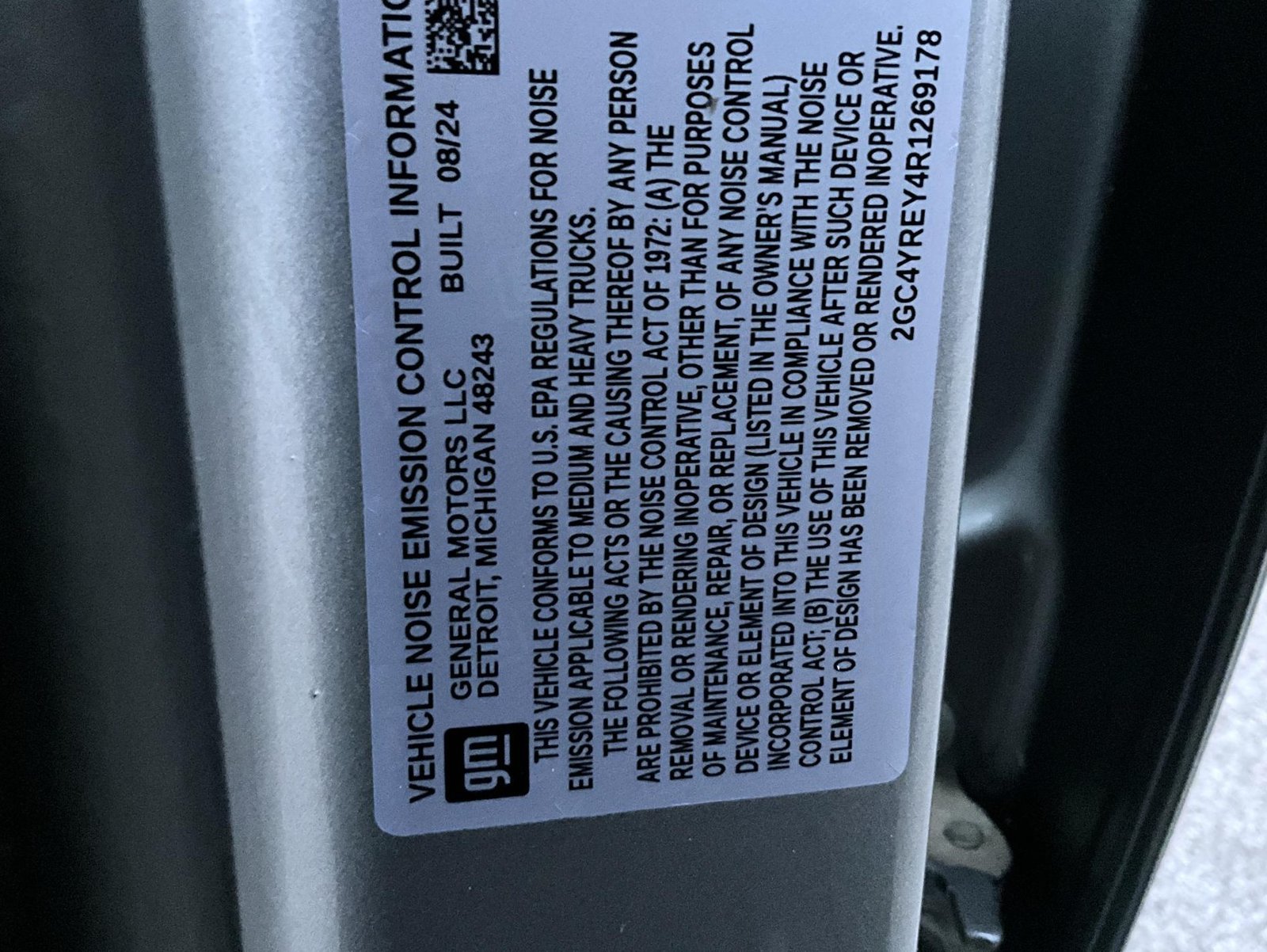 Used 2024 Gray Chevrolet High Country image 27