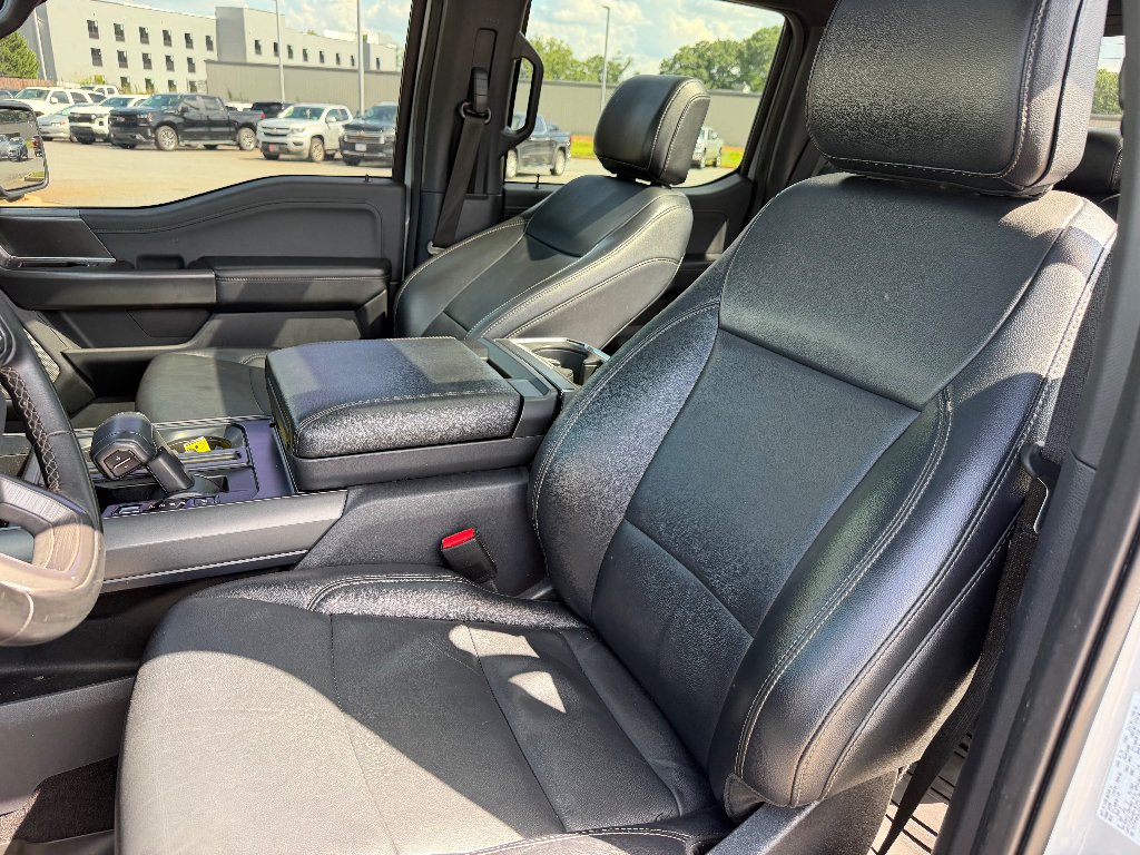Used 2024 Gray Ford XLT image 39