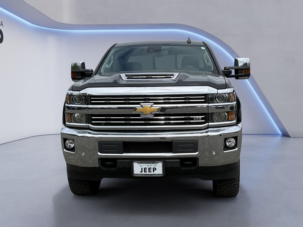 Used 2019 Black Chevrolet LTZ image 10