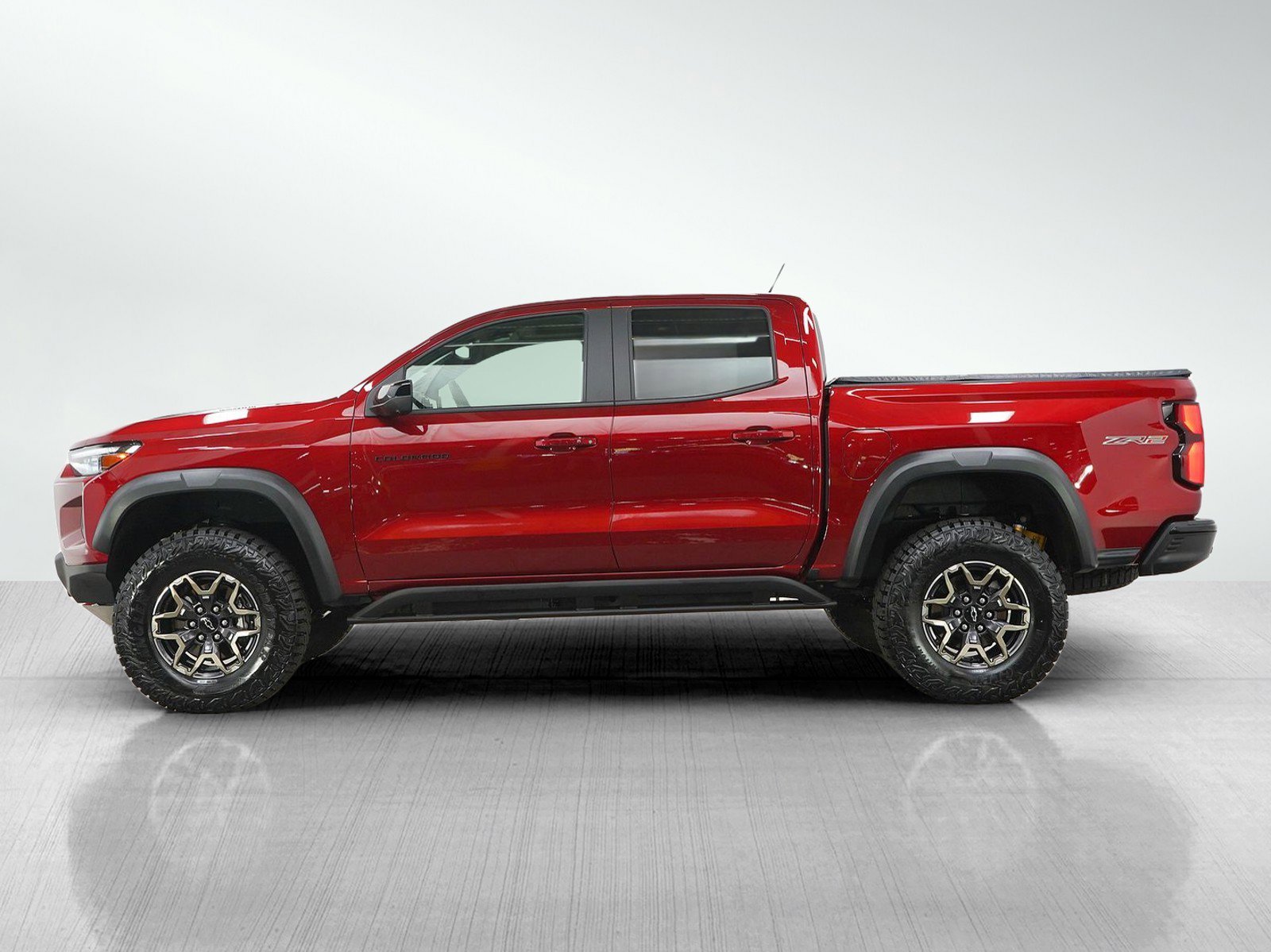 Used 2025 Chevrolet Colorado ZR2 with VIN 1GCPTFEK2S1213421 for sale in White Bear Lake, Minnesota