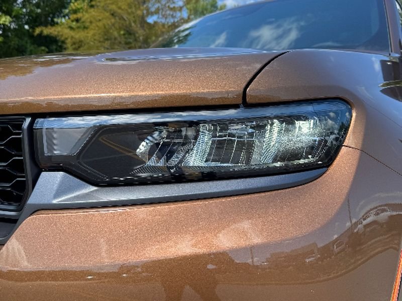 New 2026 Copper Shino Metallic Clear-Coat Exterior Paint Jeep Limited Altitude 4x2 image 31
