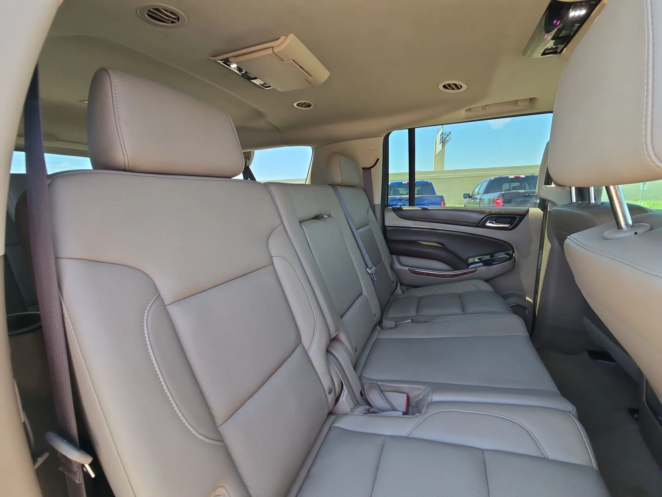Certified Used 2019 Iridescent Pearl Tricoat Chevrolet Premier image 25