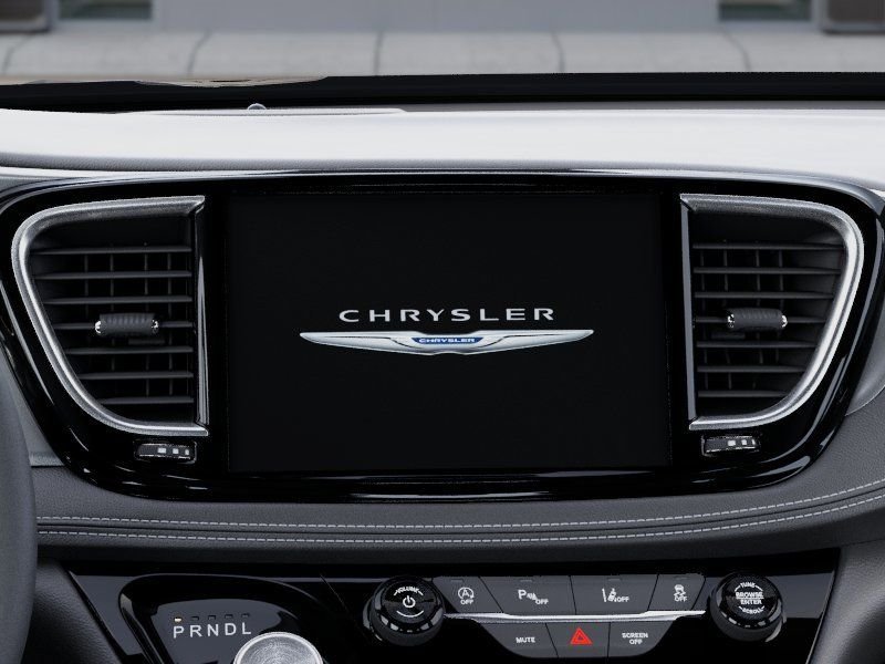 New 2026 Diamond Black Crystal Pearl-Coat Exterior Paint Chrysler Select image 18