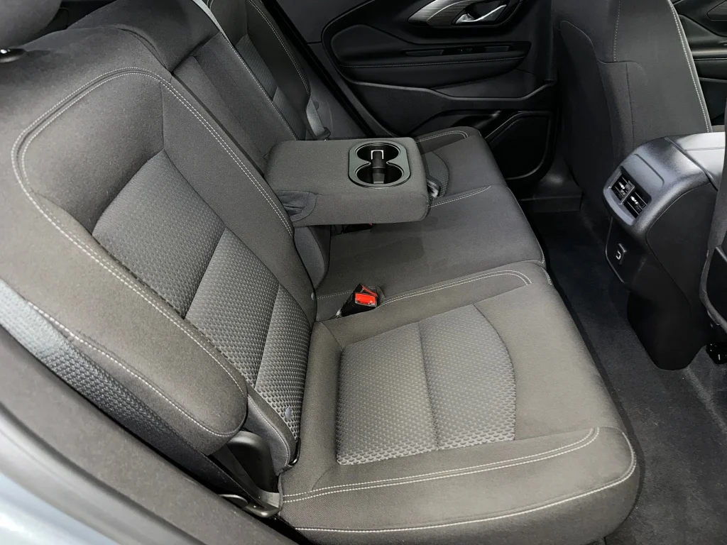 Used 2023 Sterling Metallic GMC SLE image 31