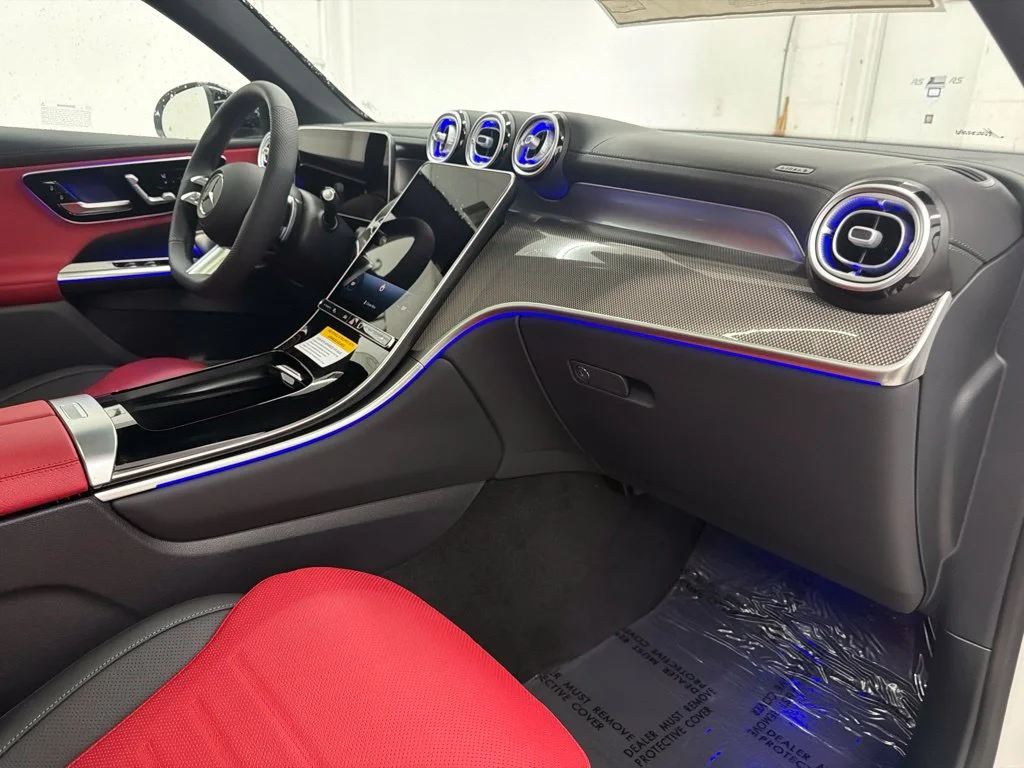 New 2027 White Mercedes-Benz GLC 300 Coupe image 29
