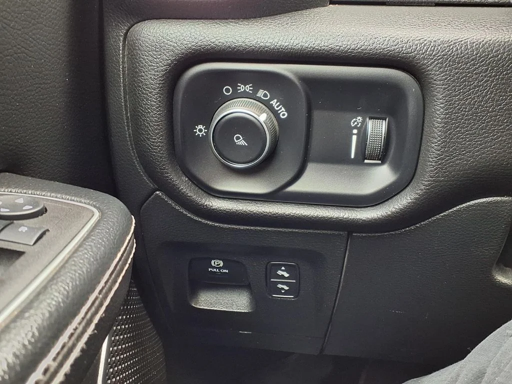 2023 RAM Ram 1500 Pickup Laramie - Photo 17