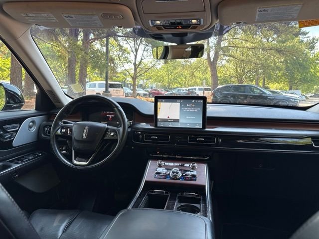 Used 2022 Black Lincoln Reserve image 20