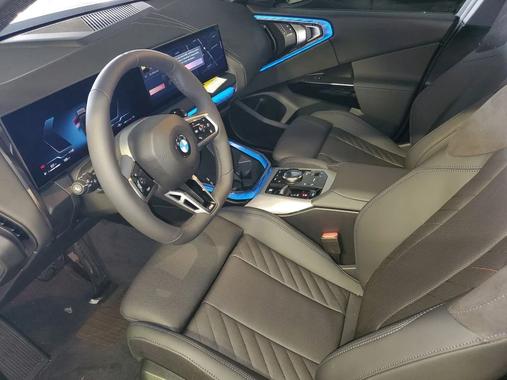 New 2026 Black Sapphire Metallic BMW 30 xDrive image 15