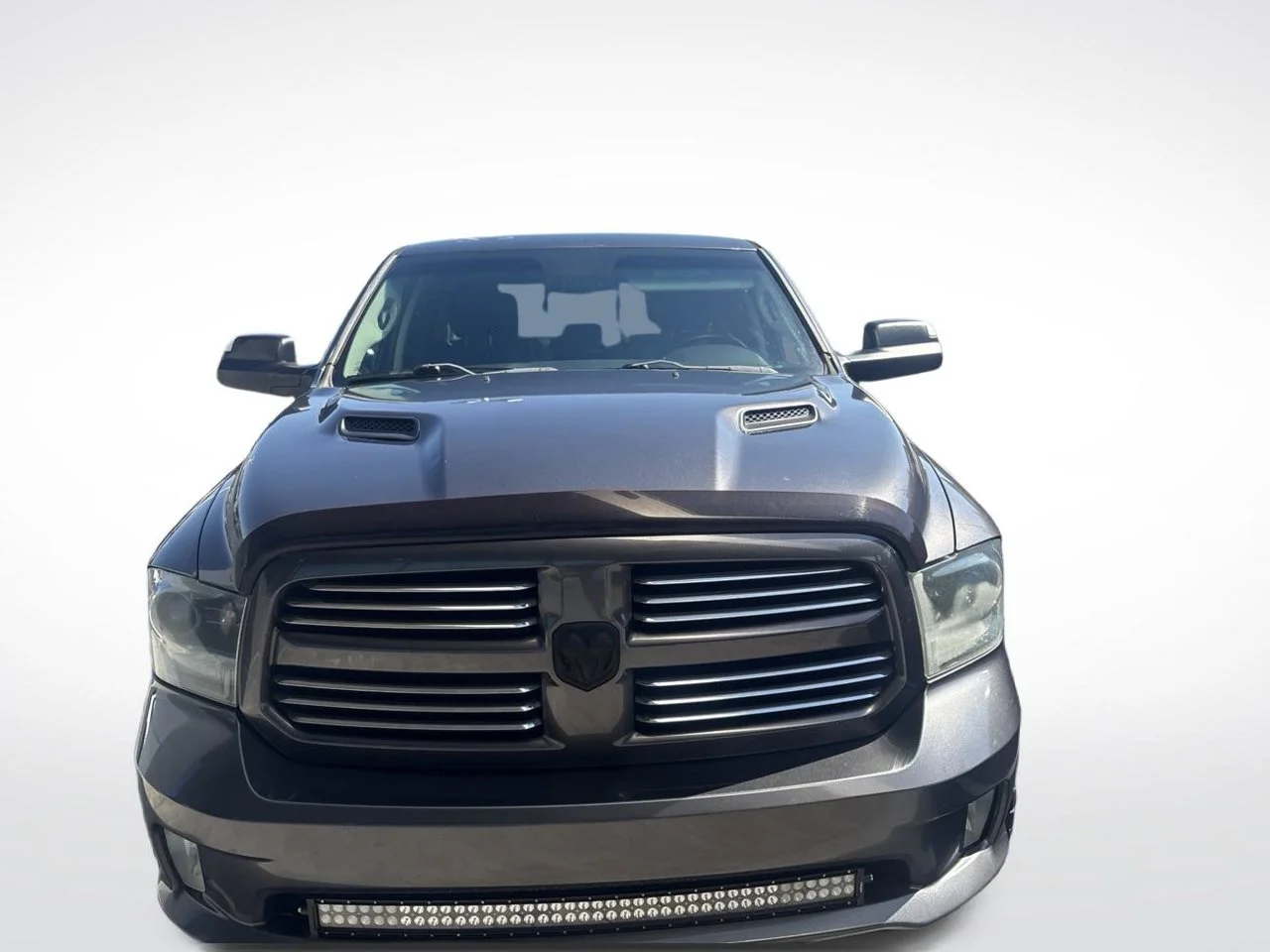 Used 2015 Gray Ram Sport image 4
