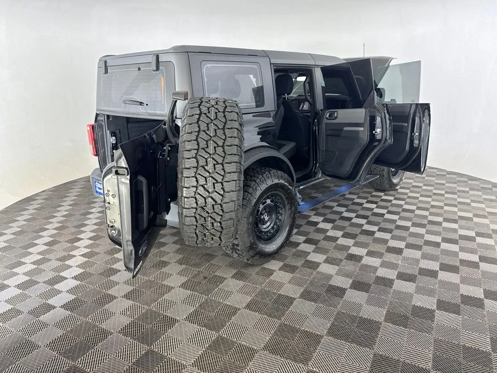 Used 2022 Black Ford Base image 15