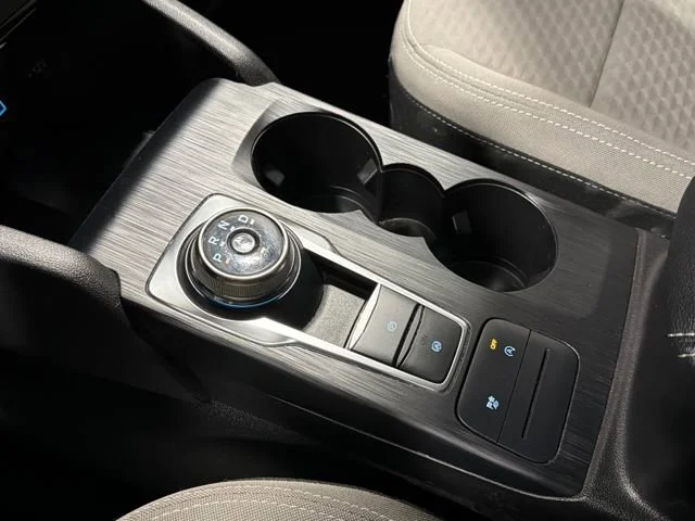 Used 2022 Blue Ford SE image 23