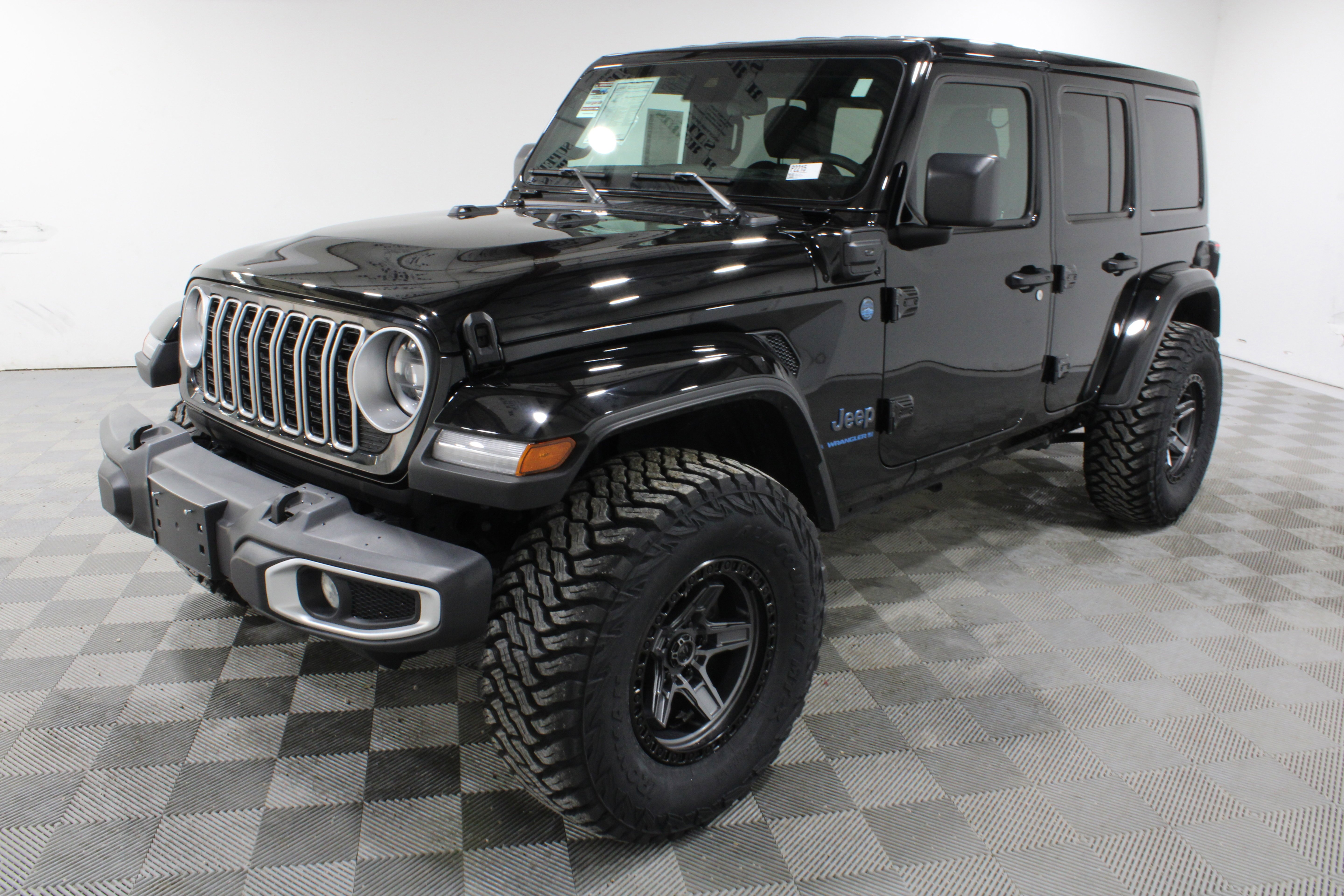 Used 2025 Black Clearcoat Jeep Sahara image 33