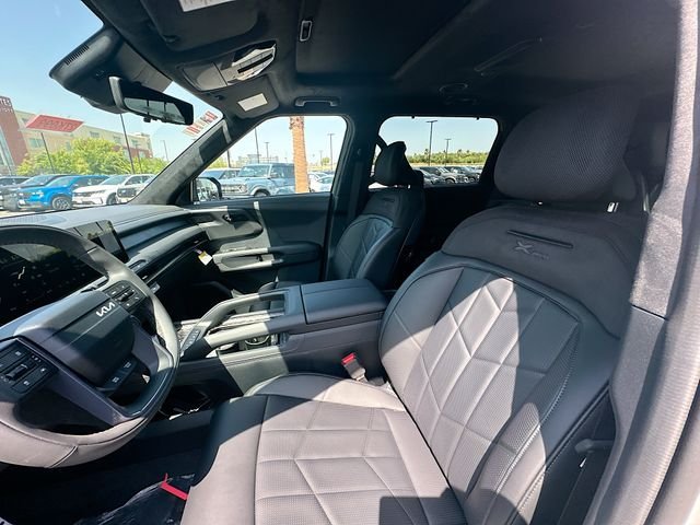 New 2027 Wolf Gray Kia X-Pro SX Prestige image 22