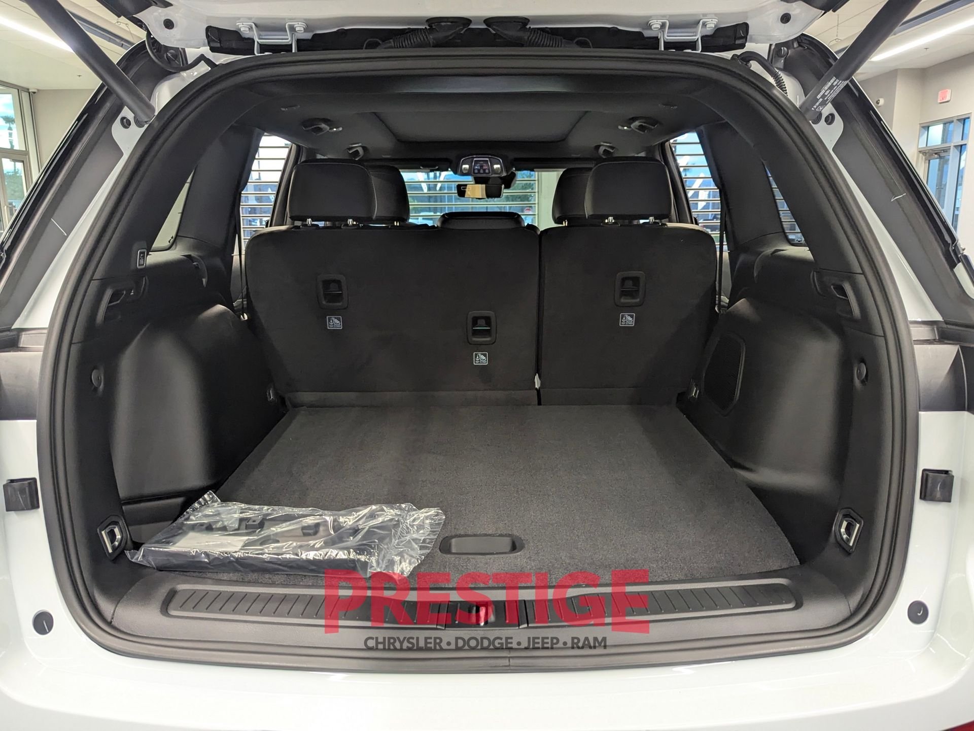 New 2026 Bright White Clearcoat Jeep Limited Reserve image 7