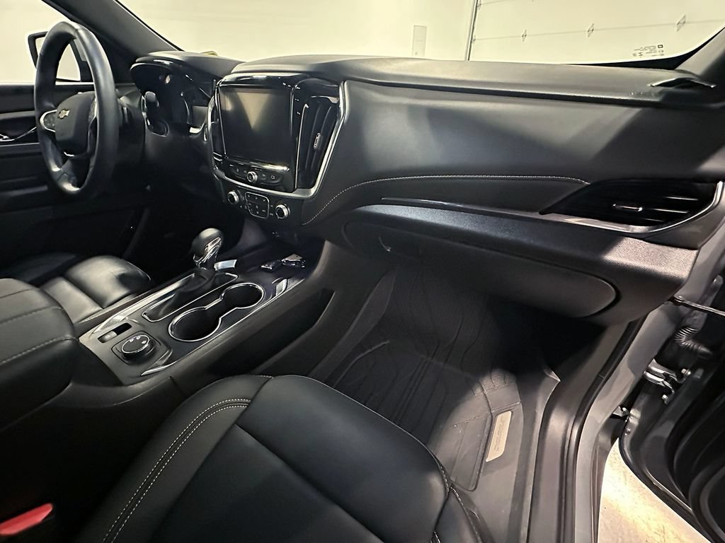Used 2023 Sterling Gray Metallic Chevrolet LT Leather image 29