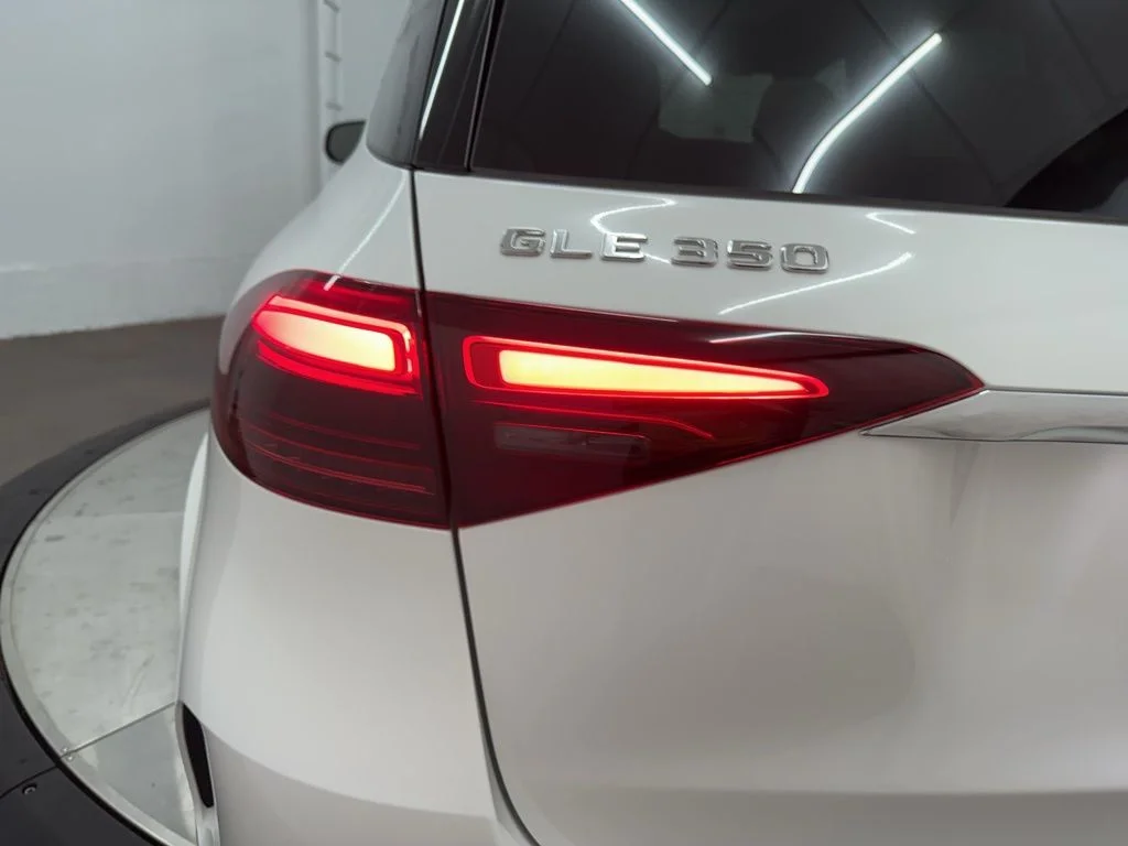 Used 2026 White Mercedes-Benz GLE 350 image 31