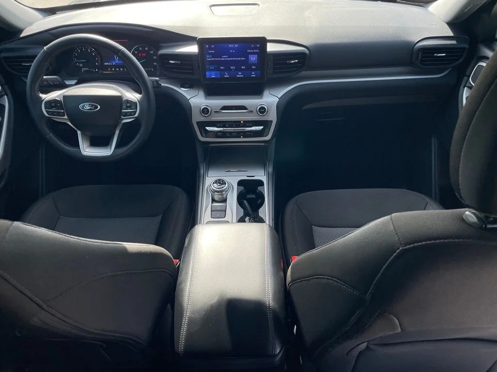 Used 2024 Gray Ford XLT image 15