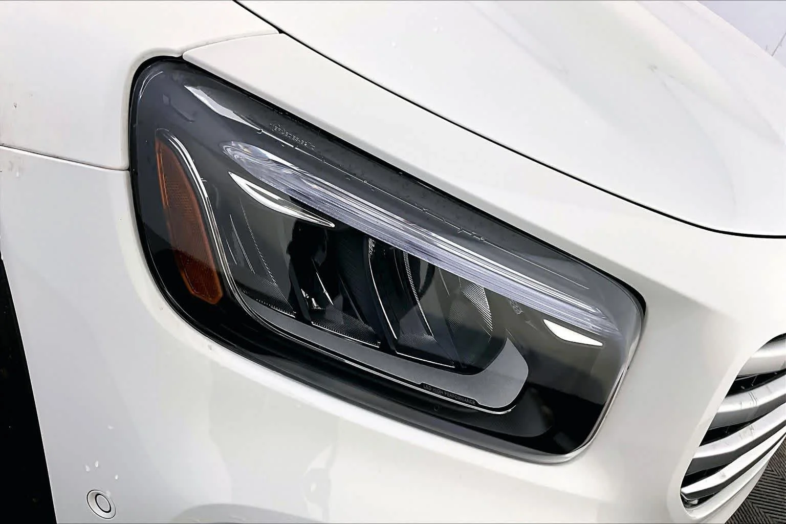 New 2026 Polar White Mercedes-Benz GLB 250 image 16