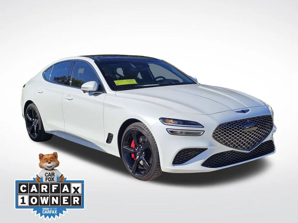 Used 2026 White Genesis 3.3T Sport Prestige image 2