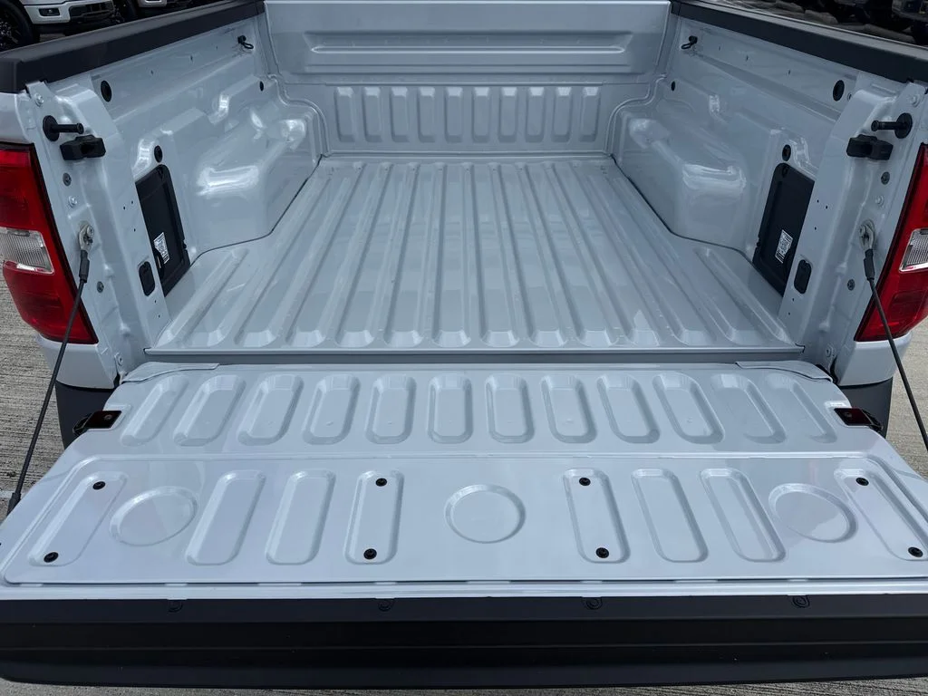New 2026 White Ford XL image 21