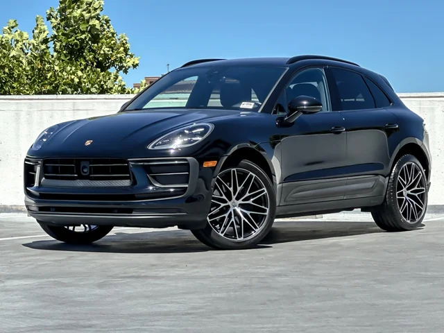 2023 Porsche Macan 