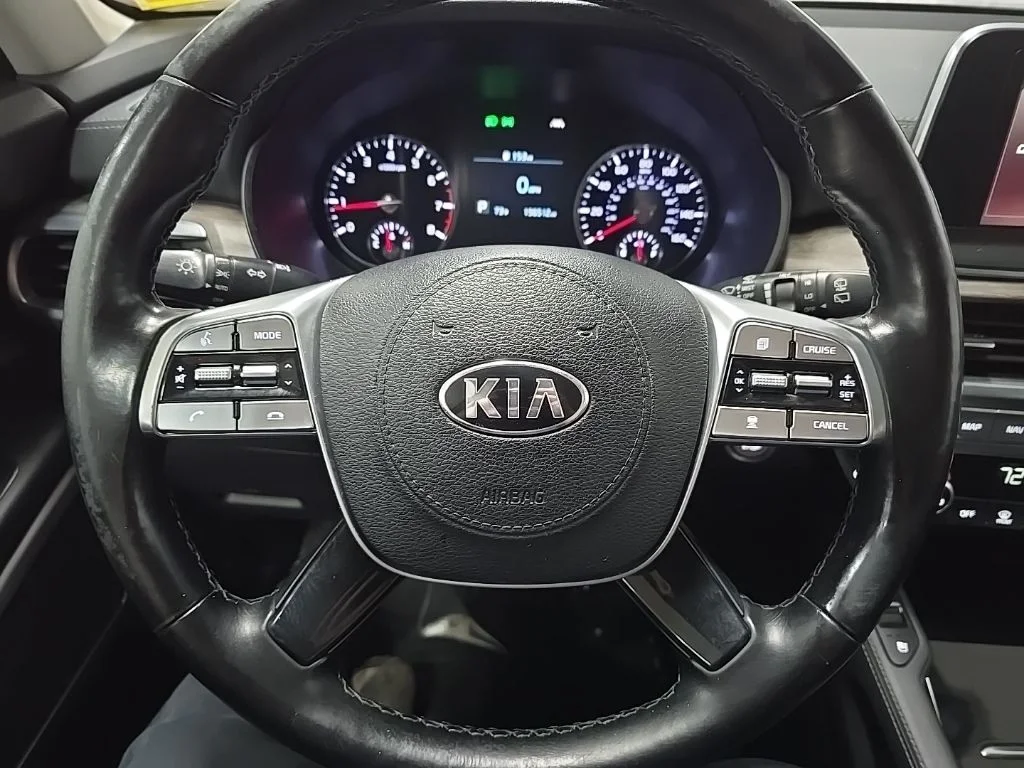 Used 2021 Gray Kia EX image 19