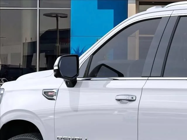 2026 GMC Yukon XL Denali - Photo 12