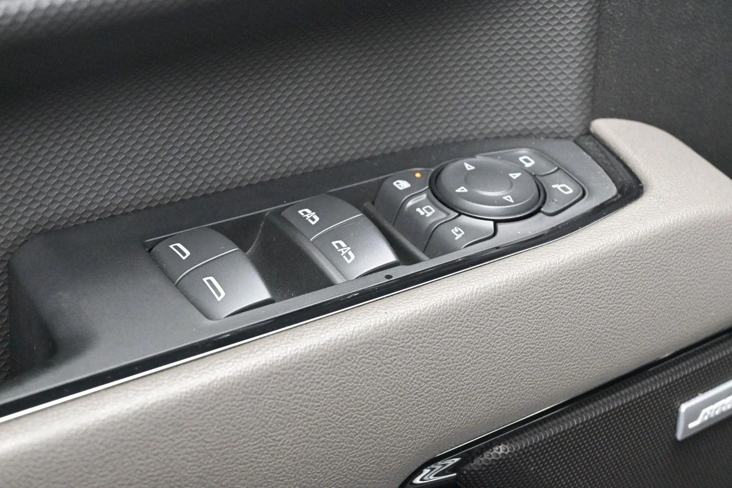 Used 2024 Sterling Gray Metallic Chevrolet ZR2 image 12