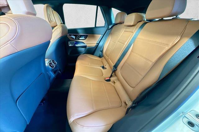 New 2026 Polar White Mercedes-Benz GLC 300 image 52