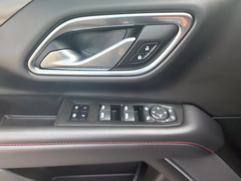 Used 2022 Satin Steel Metallic Chevrolet RST image 29