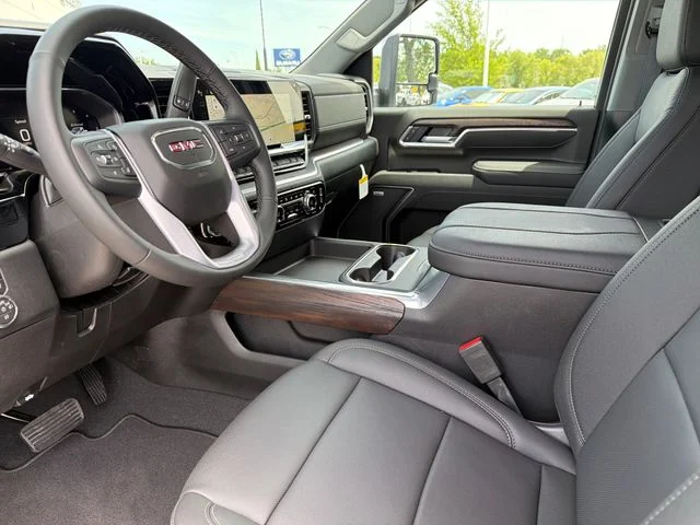 2026 GMC Sierra 2500HD SLT - Photo 17